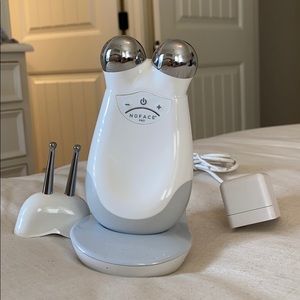 NūFace (NuFace) Pro